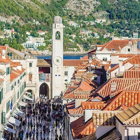 Apartment Amazing In With Wifi Dubrovnik
